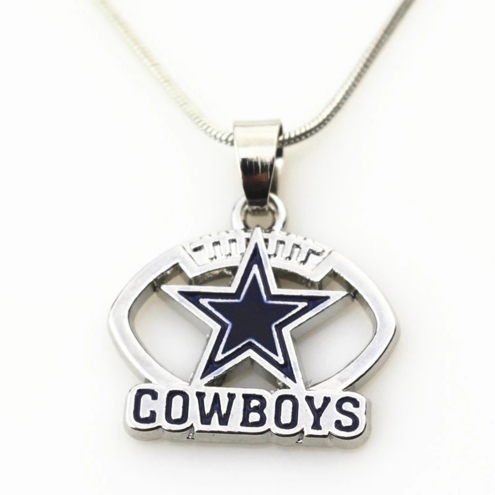 Dallas Cowboys Silver Pendant Necklace